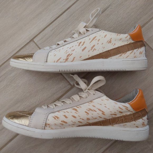 Dolce Vita Multi-color Hair on Hide Sneakers. Size 9.5 - Picture 4 of 6